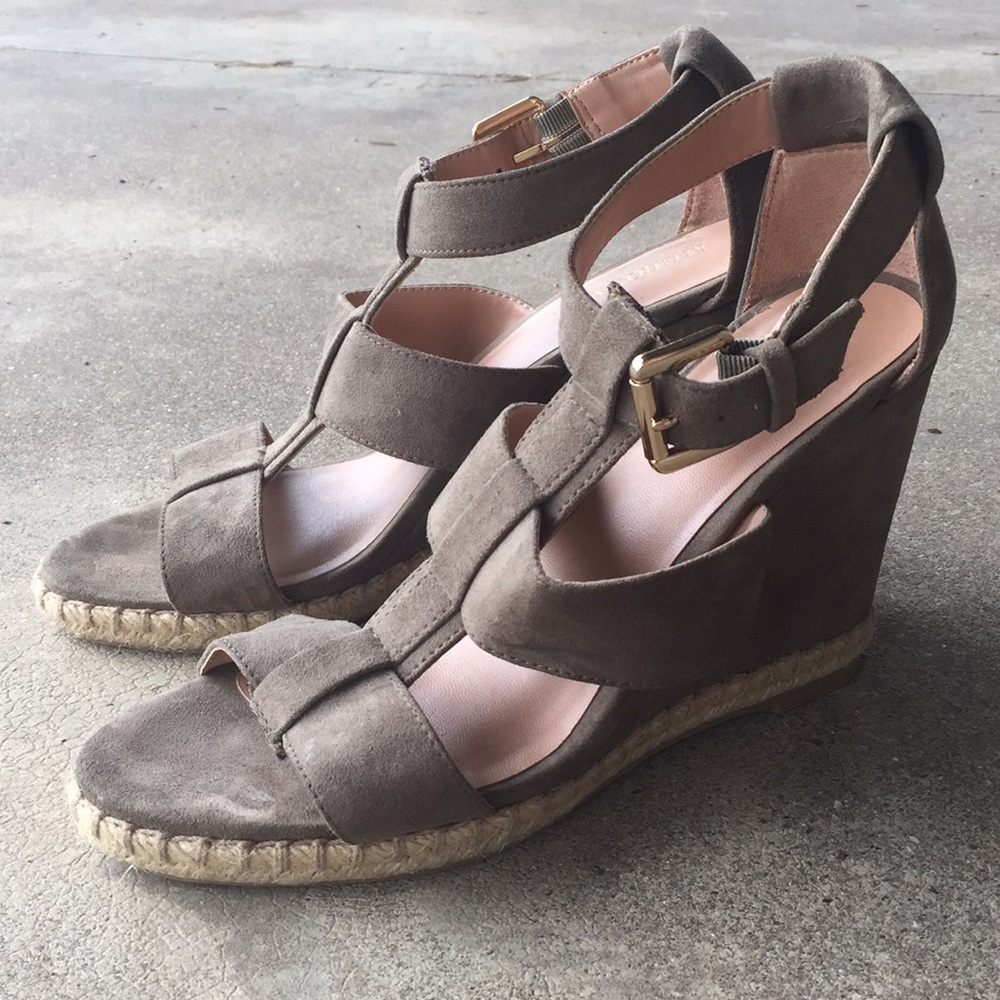 Wedge sandals